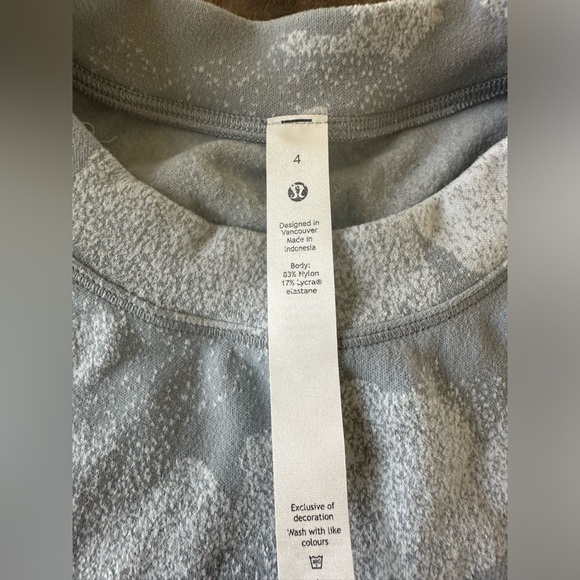 Lululemon Rulu fleece long sleeve! RARE CAMO! - Picture 6 of 6